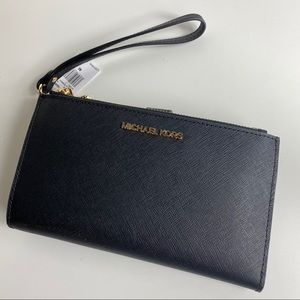 MICHAEL KORS JETSET TRAVEL DOUBLE ZIP WRISTLET